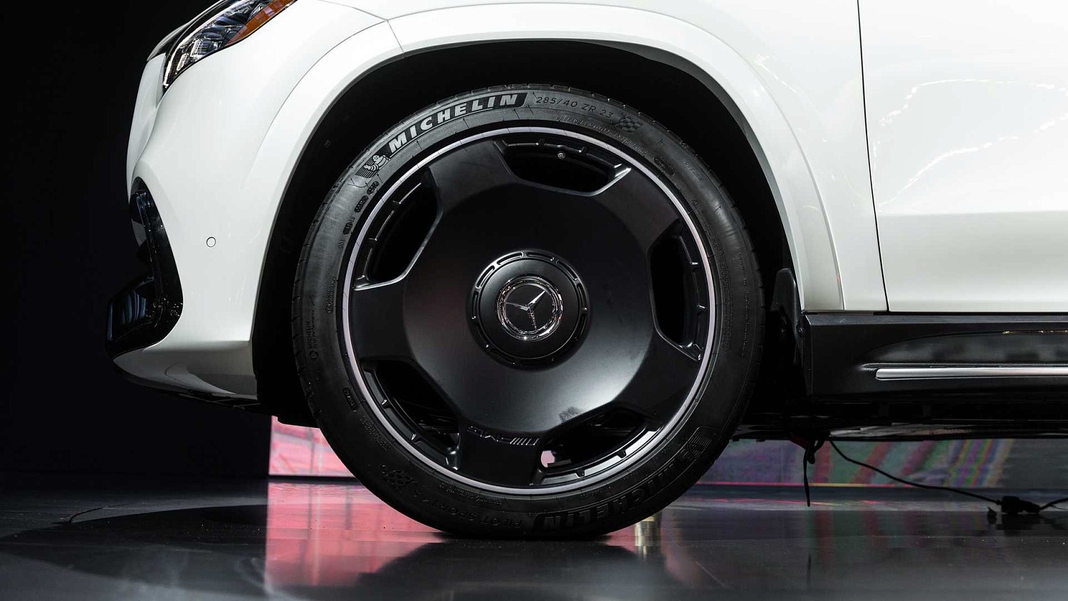 заказать летние шины Michelin 325/35 R23 115Y Pilot Sport 4 S MO1